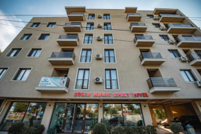 Solid Magic Apart Hotel